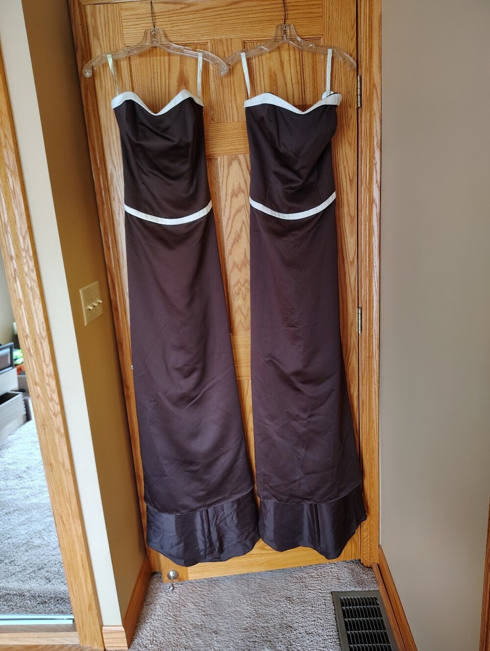 Elegant Strapless Brown Evening Dress with White Trim. Bridesmaid Dresses.